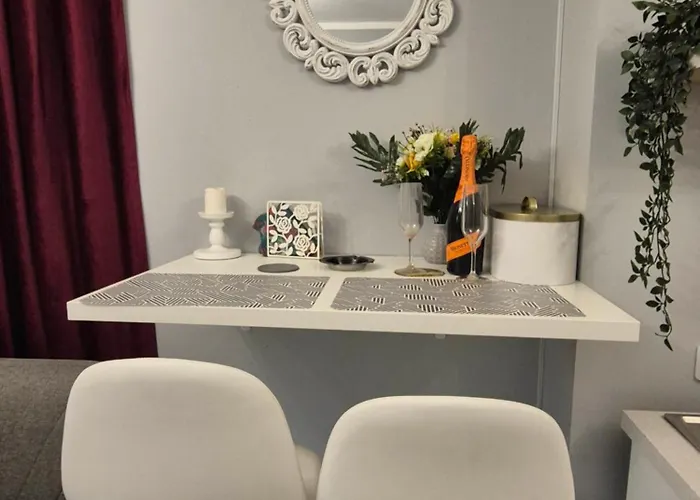 Est Nditions * クラヨーヴァ